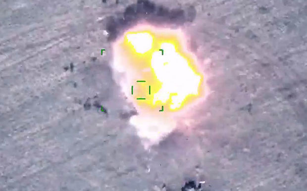 Vətən müharibəsində düşmənin hərbi texnikasının məhv edilməsinin görüntüləri - VİDEO