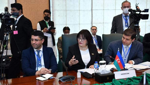 Sahibə Qafarova İslam dünyasında qadınların rolundan DANIŞDI - FOTO