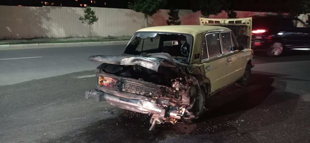 В Гяндже произошло ДТП, сгорел автомобиль - ФОТО