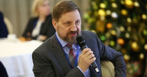 Neft qiymətinin 50 dollardan aşağı düşməsi ehtimalı azdır - RUSİYADAN MÜSAHİBƏ