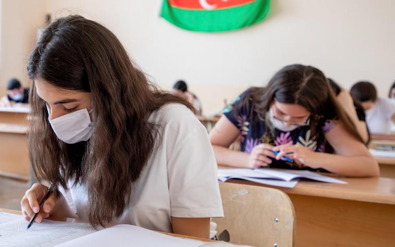 Bu gün IX sinif şagirdləri buraxılış imtahanı verir