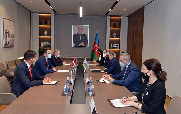 Ceyhun Bayramov ermənilərin ərazilərimizi minalamaq cəhdlərindən danışdı