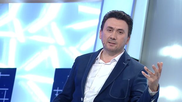Aqşin Fateh gerçəkləşməyən sevgisindən danışdı: “O xanım sənətini atmaq istəyəcək biri deyildi” - VİDEO