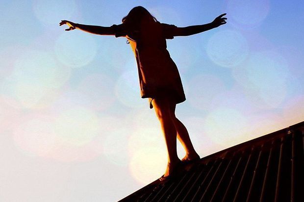 Стали известны некоторые подробности самоубийства 17-летней девушки в Гяндже