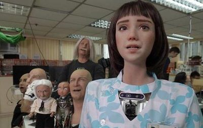 Koronavirus xəstələrinə qulluq etmək üçün robot yaradıldı – VİDEO