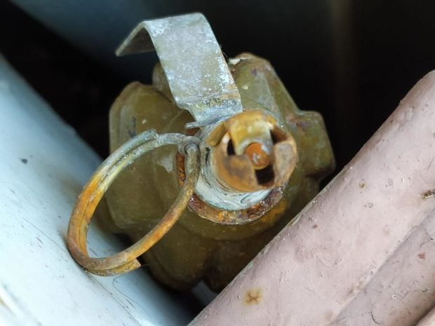 Mərdəkanda döyüşə yararlı əl qumbarası tapıldı – FOTO