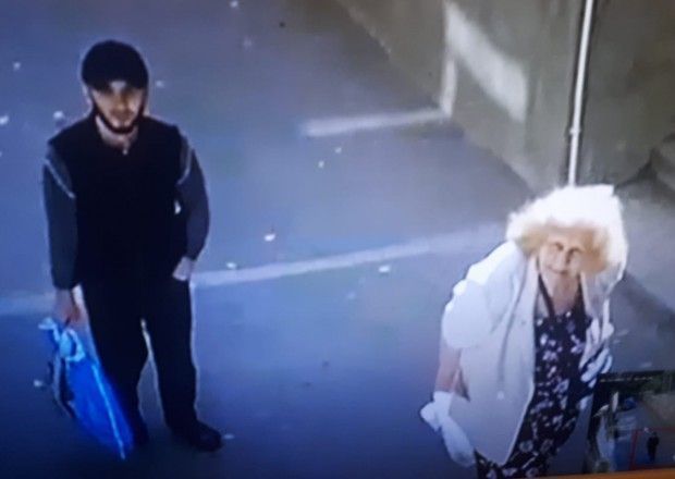 Bakıda insafsız oğurluq: Yaşlı qadının çörəyini yeyib, pulunu oğurladı