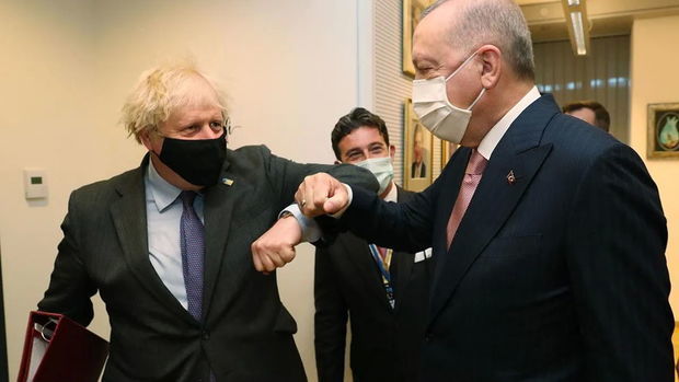 Эрдоган встретился с Джонсоном в штаб-квартире НАТО