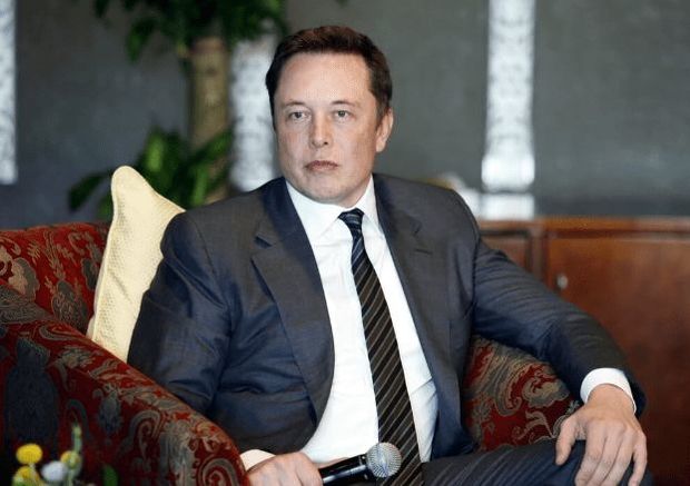 İlon Mask ABŞ-da sahibi olduğu son evi də satır