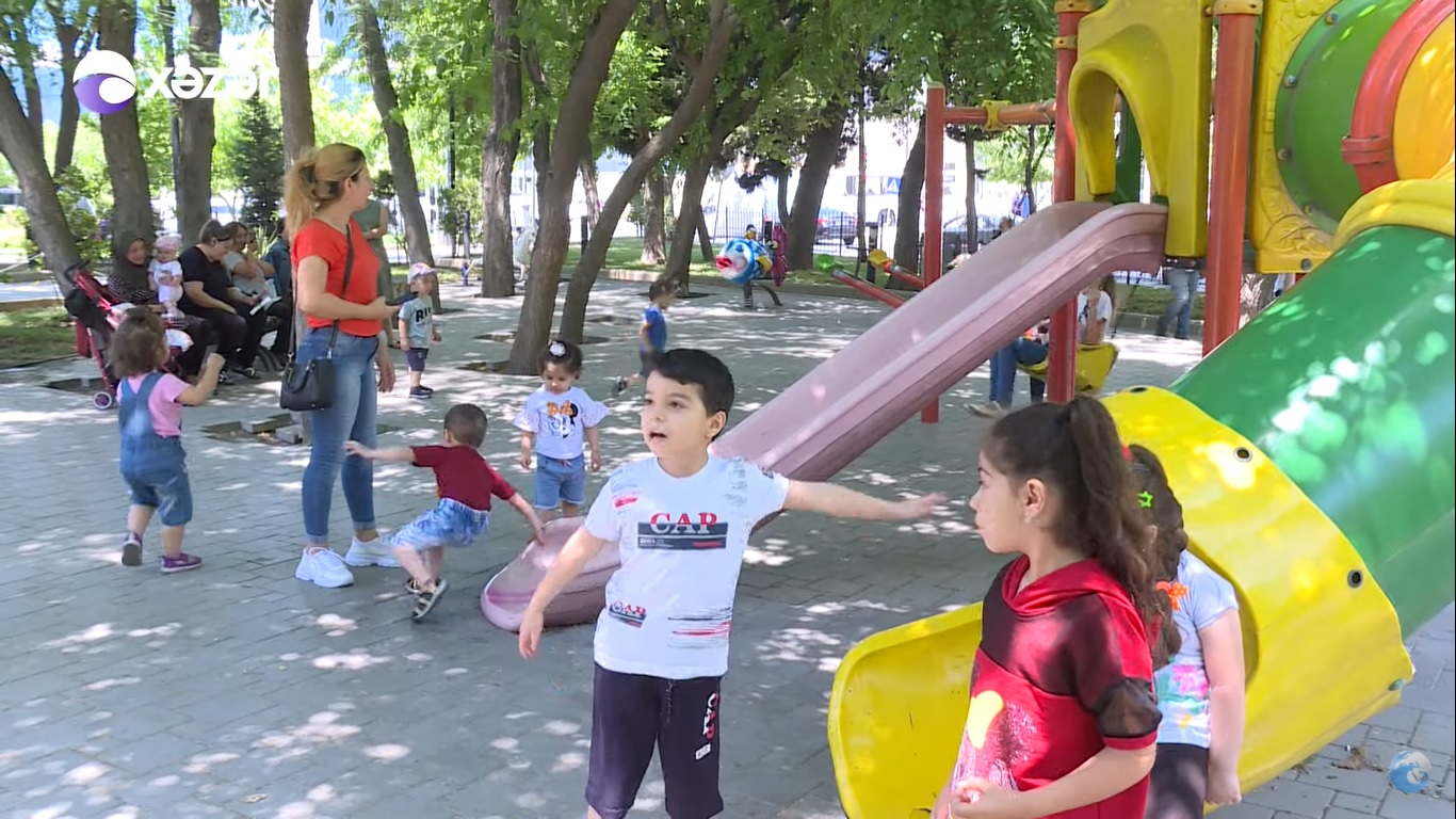 Bakıda yerləşən bu parkda insanların həyatı üçün təhlükə var - VİDEO