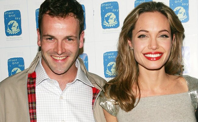 Ancelina Coli də keçmiş sevgilisinə qayıtdı