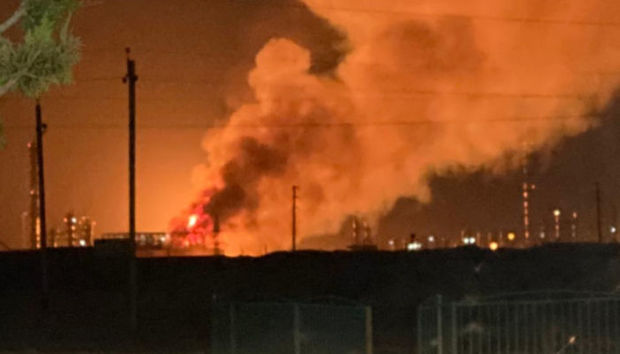 Qazaxıstanda qaz emalı zavodunda güclü yanğın olub - FOTO/VİDEO