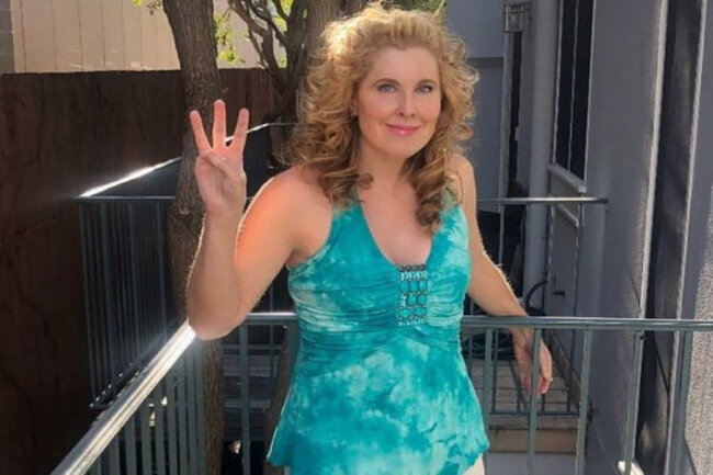 Koronavirusa yoluxan yazıçı intihar etdi