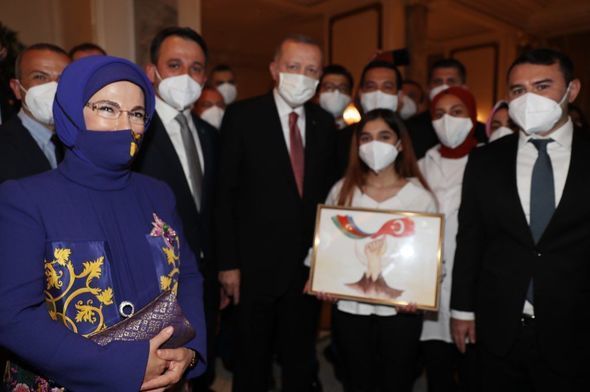 “Qarabağ Zəfəri”nin qalibləri Ərdoğanla görüşdü – FOTO