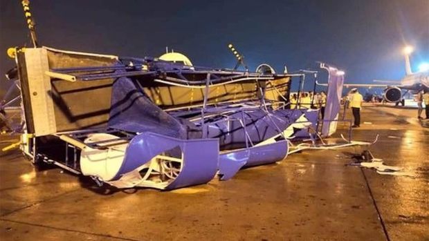 Hindistanda güclü külək təyyarələrin toqquşmasına səbəb oldu