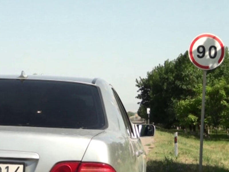 Sürücü 90-lıq yolda 86 ilə radara düşdü: müəmmalı protokol - VİDEO