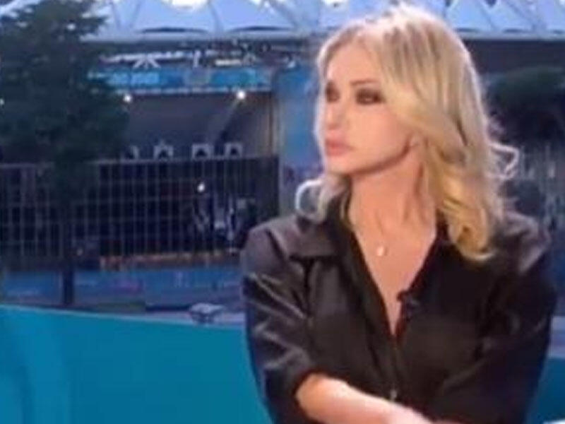 Aparıcı AVRO-2020 proqramına alt geyimsiz çıxdı - VİDEO