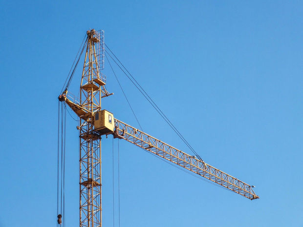 Xaçmazda kişi krandan yıxılaraq ölüb