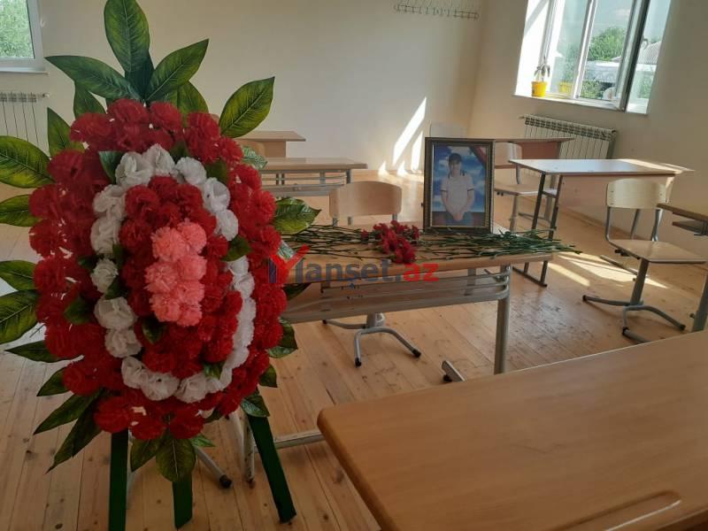 Azərbaycanda 8-ci sinif şagirdi