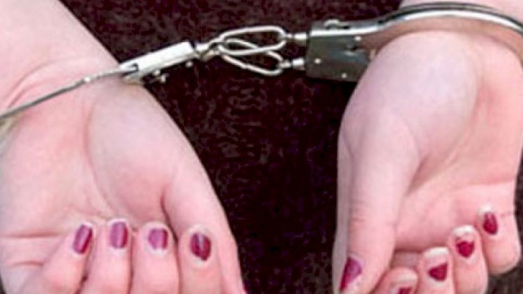 Azərbaycanda görünməmiş dələduzluq: Qadın bacısının bank hesabından 11 min manat oğurladı