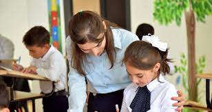 В Баку около 40 школ остаются без директоров