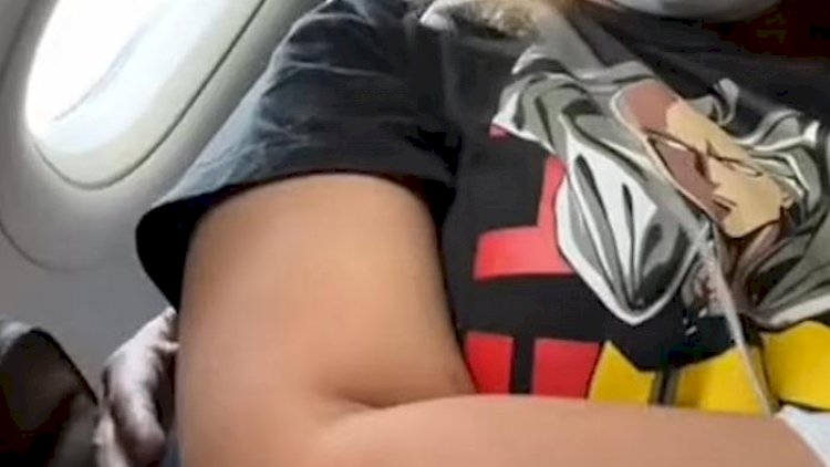 Təyyarədə seksual qısnamaya məruz qalan qıza kömək edən olmadı