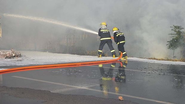 В Китае 18 человек погибли при пожаре в центре боевых искусств