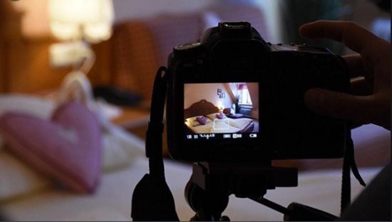 Sevgilisinə göndərdiyi fotolar başına BƏLA OLDU- VİDEO