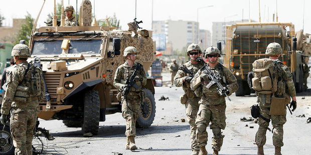 ABŞ Əfqanıstanda diplomatları qorumaq üçün hərbçilərini saxlayacaq