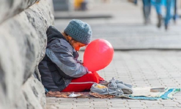 Bakıda qohumları azyaşlını döyərək dilənməyə məcbur ediblər