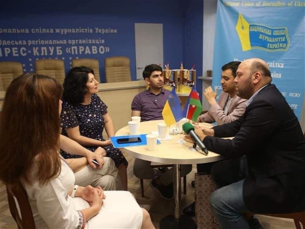 Azərbaycanlı jurnalistlər Ukraynanın nüfuzlu media rəhbərləri ilə görüşüb - FOTOLAR