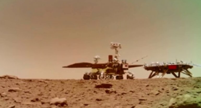 Çinin kosmik gəmisi Marsa belə endi - VİDEO