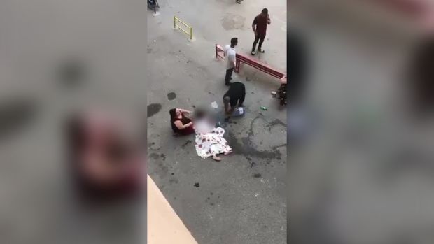 Bakıda gənc qız paltar asarkən çoxmərtəbəli binadan yıxılaraq ölüb - VİDEO