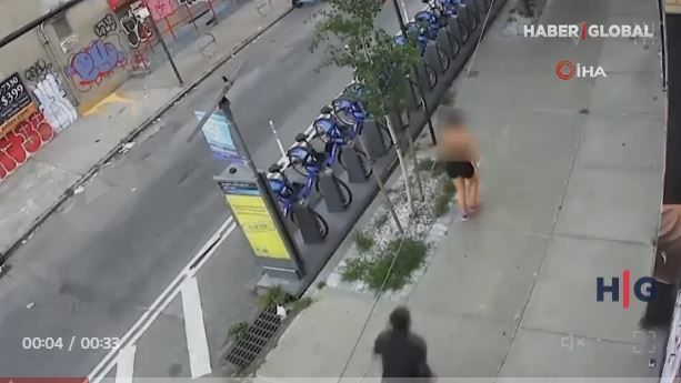 ABŞ-da küçədə gəzişən qadına təcavüz edildi – VİDEO