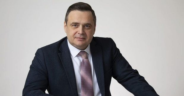 Rusiyalı ekspert: “Ermənistan zəif deyil, Azərbaycan güclü idi”