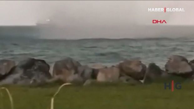 Türkiyənin İskəndərun körfəzində nəhəng fırtına - VİDEO