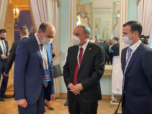 Kamran Əliyev Rusiyaya getdi - FOTO