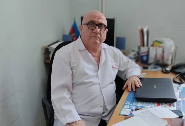 Врач, утверждавший, что на него напал пациент с ножом, сам себе нанес увечья