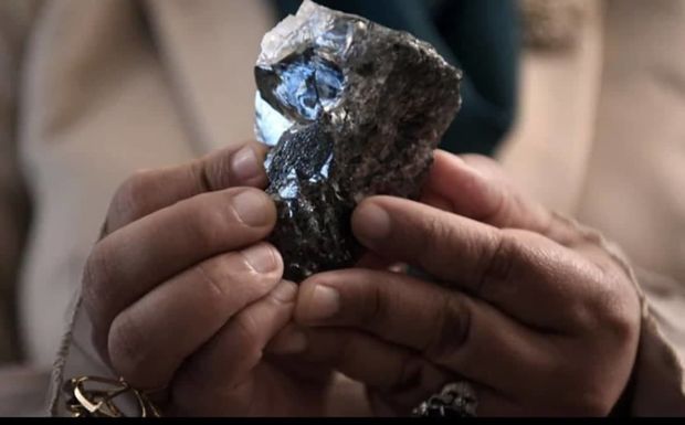 Dünyanın üçüncü ən böyük almazı Afrikada tapıldı