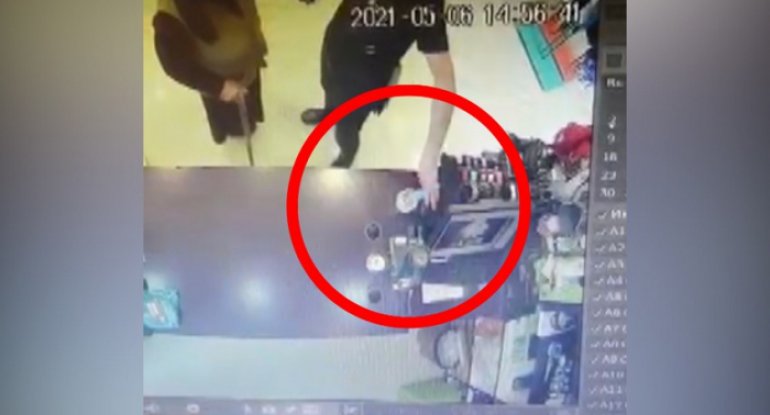 Bakıda 20-yə yaxın mağazadan telefon oğurlanıb - VİDEO