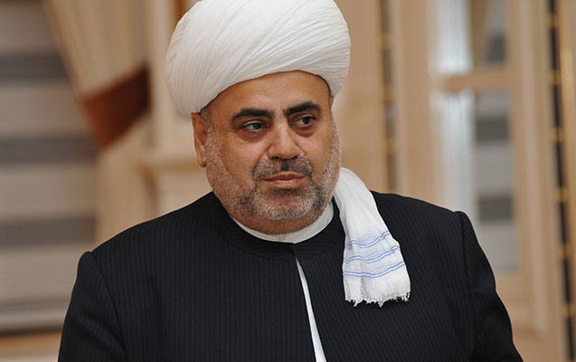 Şeyx dini liderlərlə Şuşaya gedir