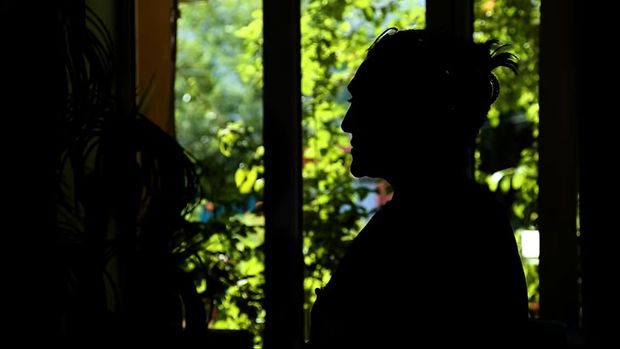 Qadın məhbus: “Bölgələrdəki ən gözəl qızları narkotikə çəkirlər” - VİDEO