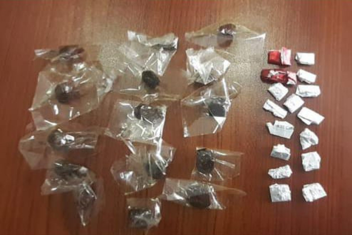 Yevlaxda narkotik satan şəxs saxlanılıb