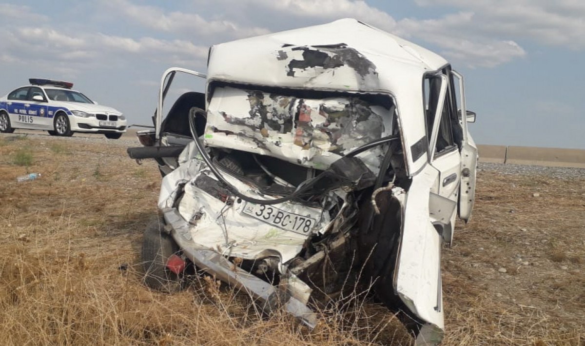 Saatlıda baş verən qəzada sürücü ölüb