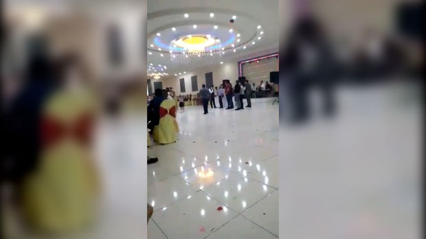 Daha bir şadlıq sarayı qaydaları pozdu – VİDEO