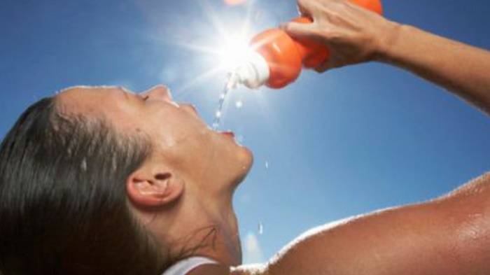 İsti hava şəraiti ilə əlaqədar FHN əhaliyə müraciət etdi