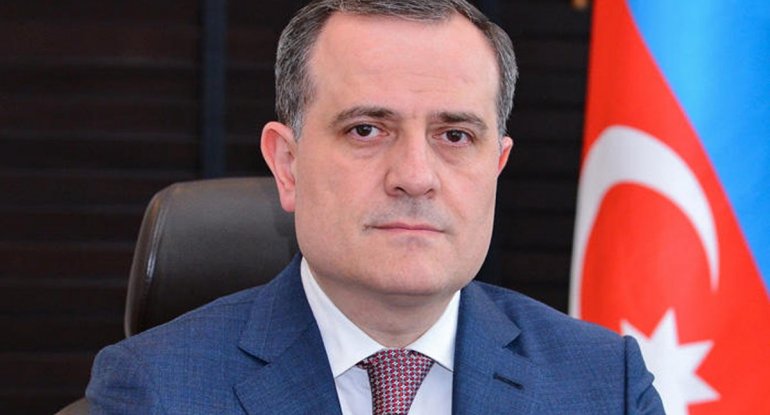 Ceyhun Bayramov Pakistana başsağlığı verdi