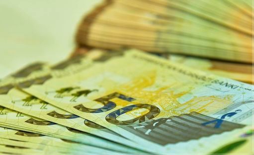 Azərbaycanın valyuta ehtiyatı 52 milyard dollar, Ermənistanın valyuta ehtiyatı 1 milyard dollardır