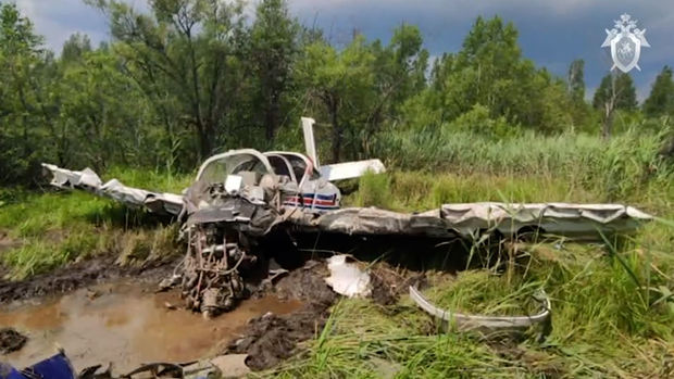 Rusiyada kiçikmühərrikli təyyarə qəzaya uğradı - VİDEO
