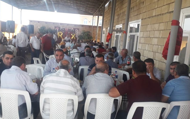 Karantin qaydalarını pozan ev sahibləri cərimələndi - Fotolar